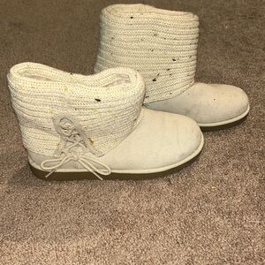 Hardly worn womens boots 6.5